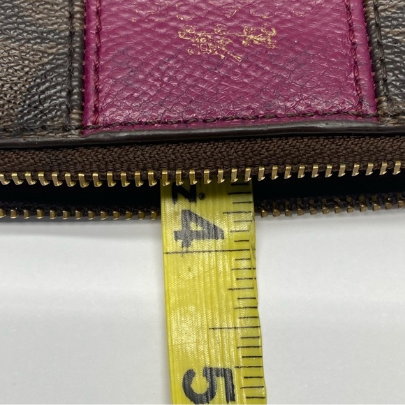 Coach Signature Wristlet 6X4 Brown/Burgundy F54629 CLASSIC CASUAL TRAVEL - Picture 10 of 13